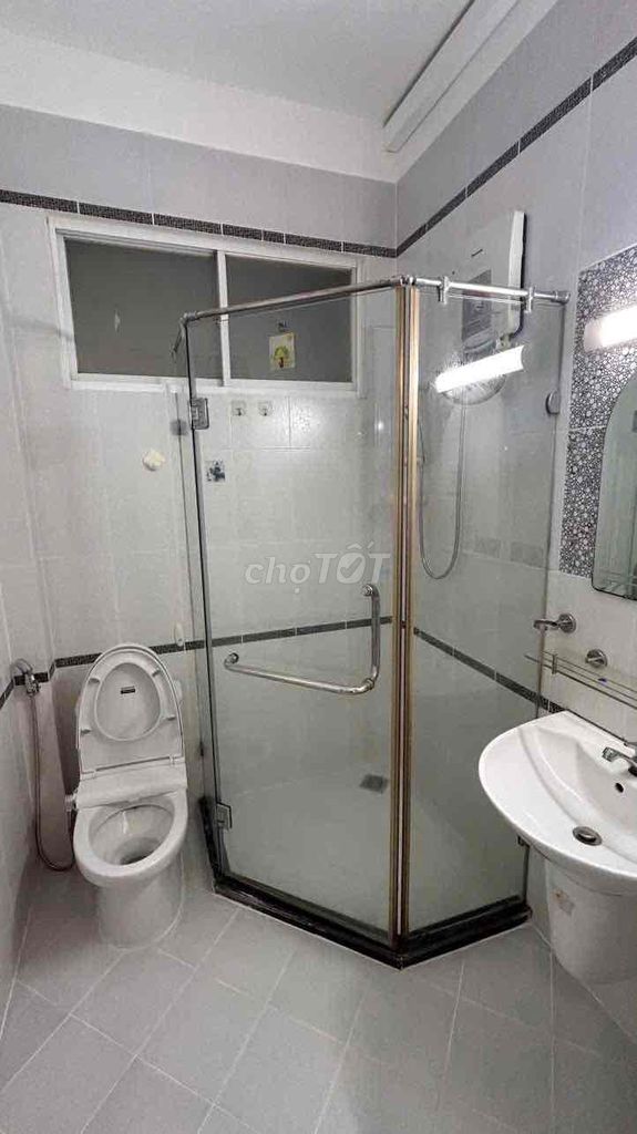 Rent the original four bedrooms next to Ting T.Tân Quy District 7