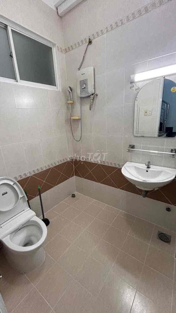 Rent the original four bedrooms next to Ting T.Tân Quy District 7