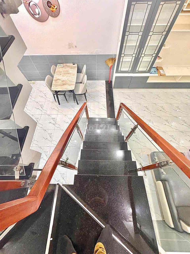 House 1 .1 .2 bedroom 2 5 x14 m 944 huỳnh Tấn Phát Alley