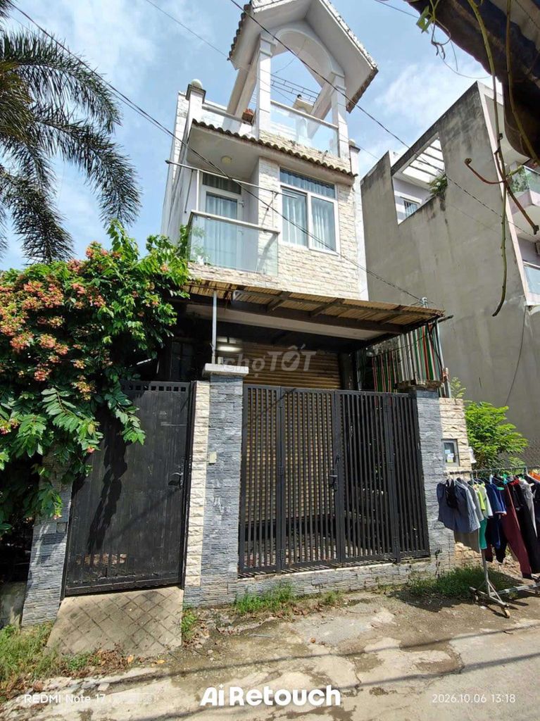 Rent a Phong Phú Quốc lộ 50 Rotrell.