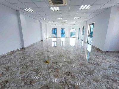 Rent a three-sided building - Bình Thạnh