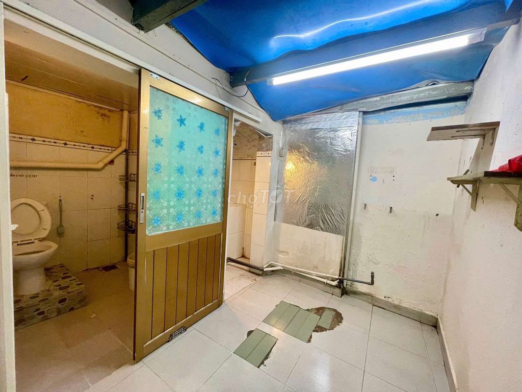 Rent a house one way from hxt, Cao Thắng District 3.