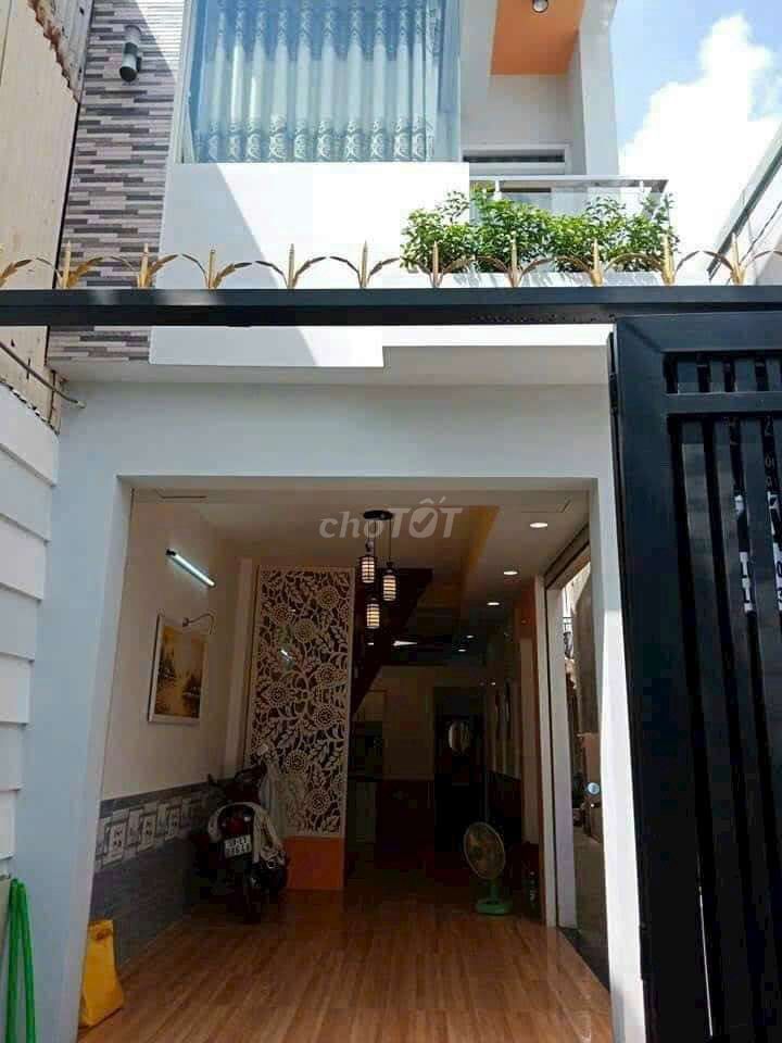 Rent a Phong Phú-Termal Bustres 1 km from the Ministry of Heaven.