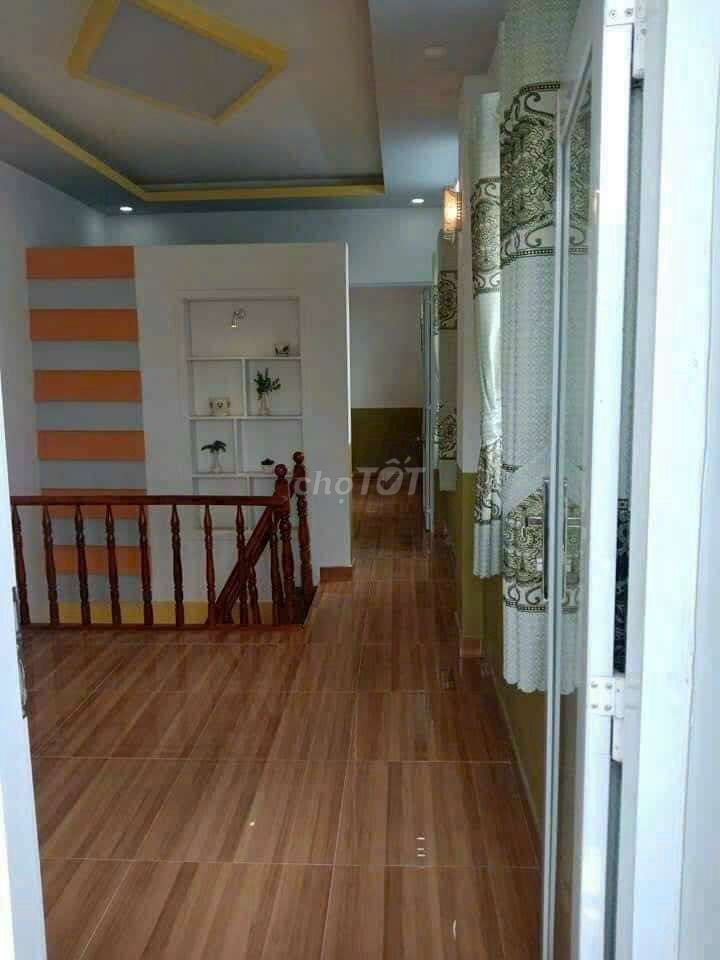 Rent a Phong Phú-Termal Bustres 1 km from the Ministry of Heaven.