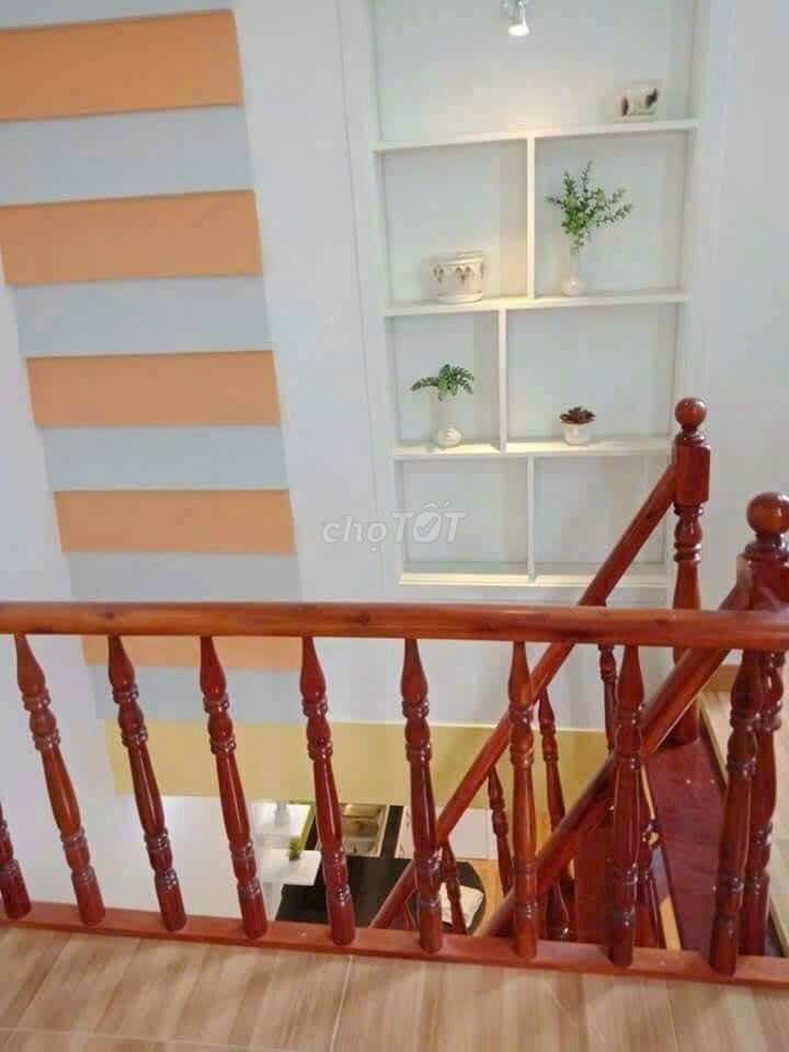 Rent a Phong Phú-Termal Bustres 1 km from the Ministry of Heaven.