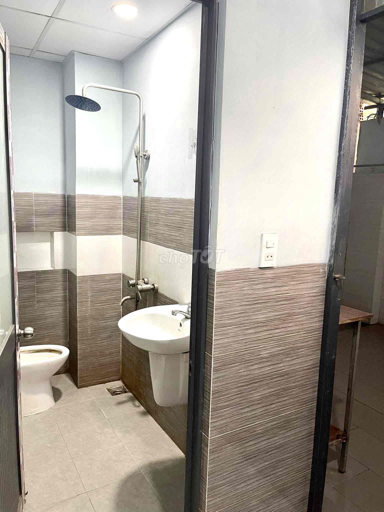 Renting the original house near the Grand park District 9