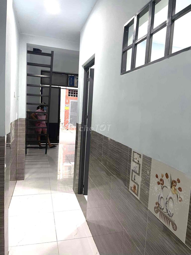 Renting the original house near the Grand park District 9