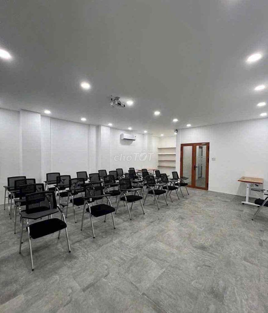 The mb building is in trouble in area 6.4*26 M Thống Nhất(10 Gò Vấp)