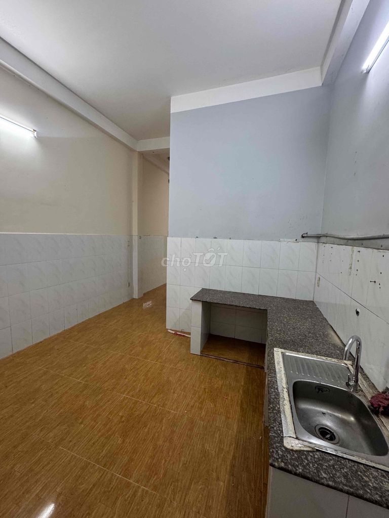 Rent an alleyhouse 872 Quang Trung Gò Vấp.