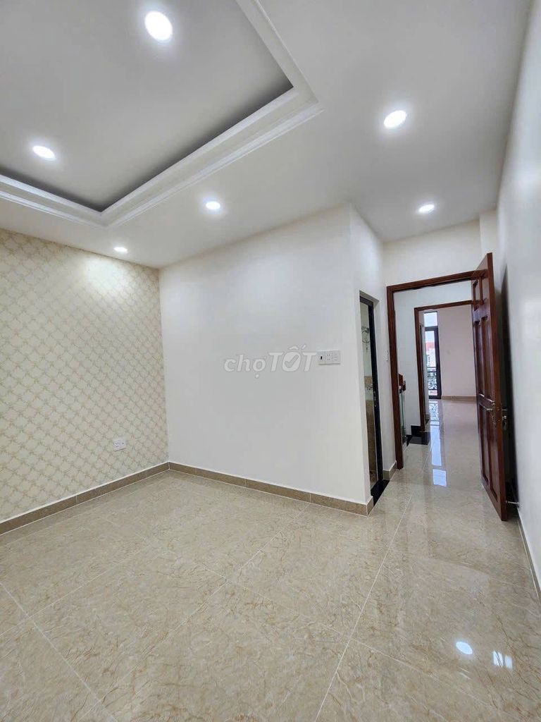 Rent apartment 1 M.3 L. 4 bedrooms next to Thủ Đức 16 million Thủ Đức Association