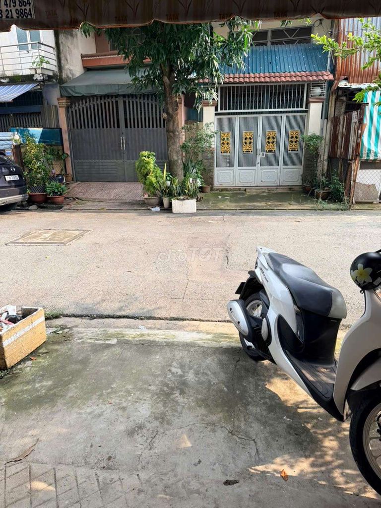 Rent 298 Tân Hòa Đông, 11 million, 3 bedrooms, 10 M, 3/5.