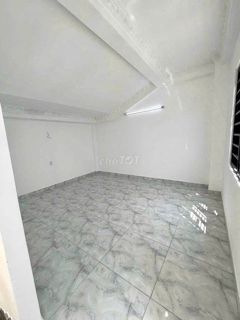Need to rent an alley house 390/2 A Lê Văn Quới P. Peace Resolute Q.Bình Tân