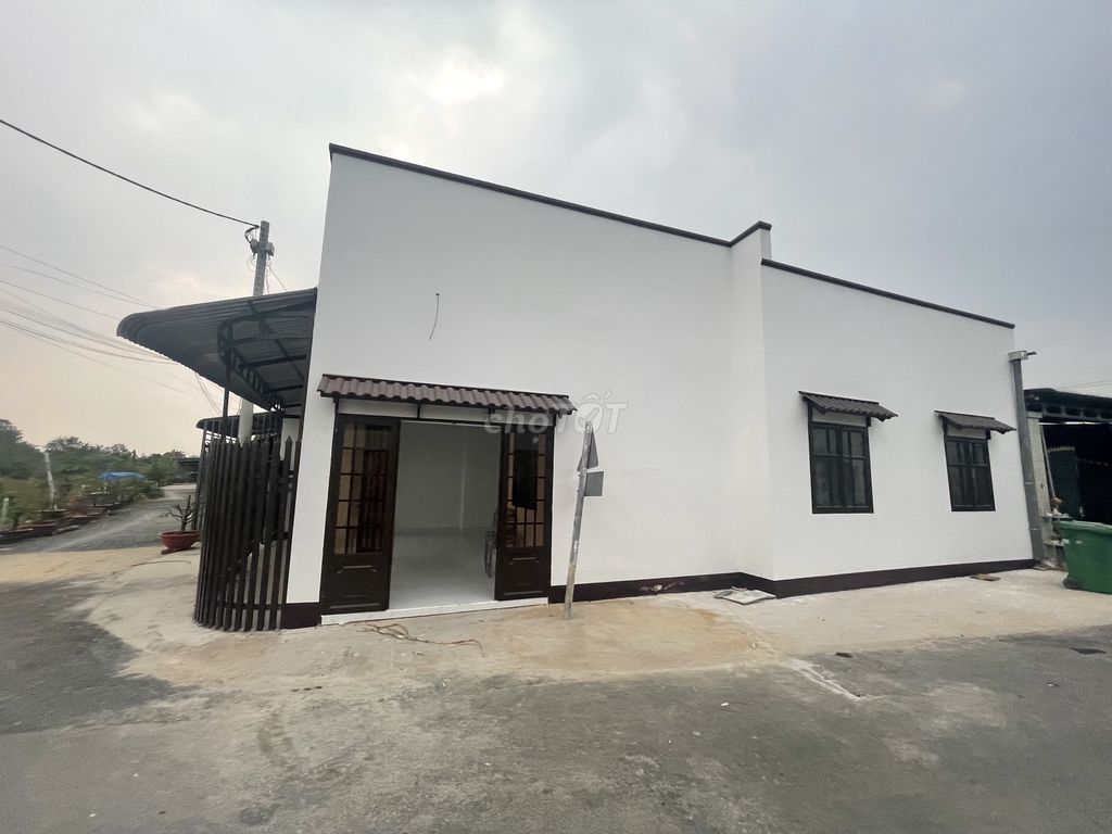 Renting two-sided houses-- Phước Hiệp, Củ Chi, clear watch.