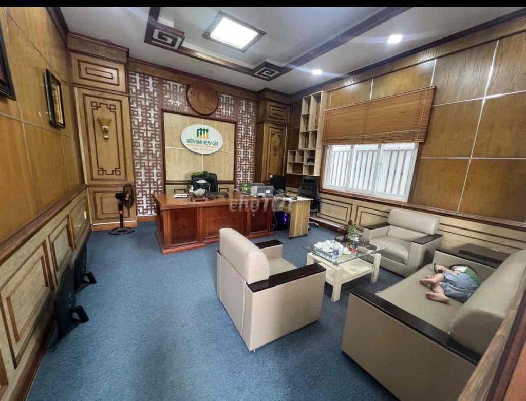 Renting 8 x35 meters. Building 2 Lê Thị Riêng Front floor, Thới An.