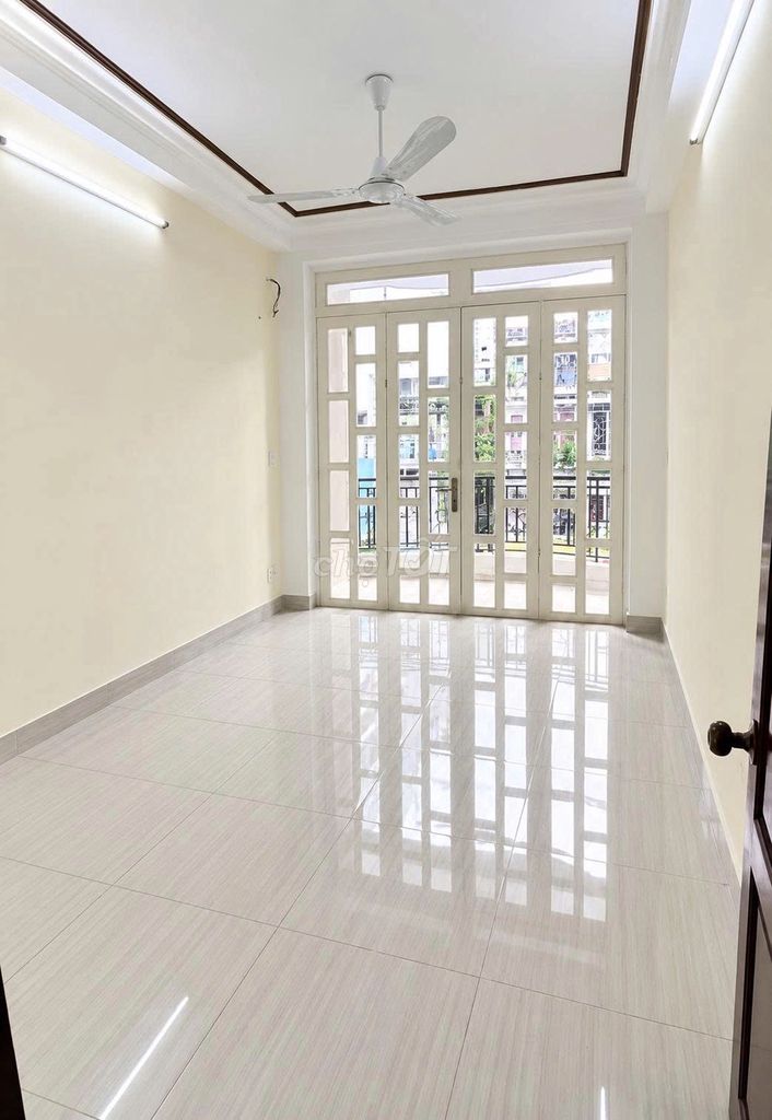 Rent the original house-- Phan Đình Phùng, District 2, Phú Nhuận.