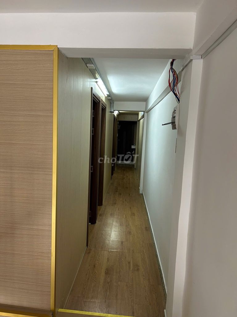 Rent the main house on Lý Thường Kiệt.