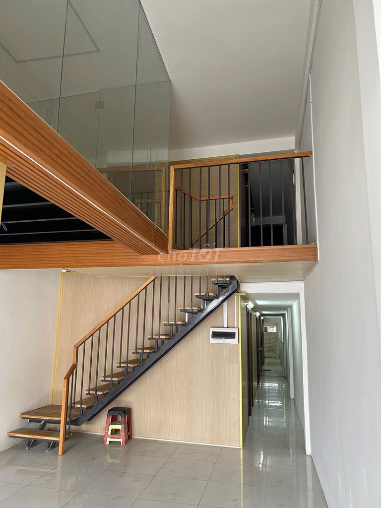 Rent the main house on Lý Thường Kiệt.