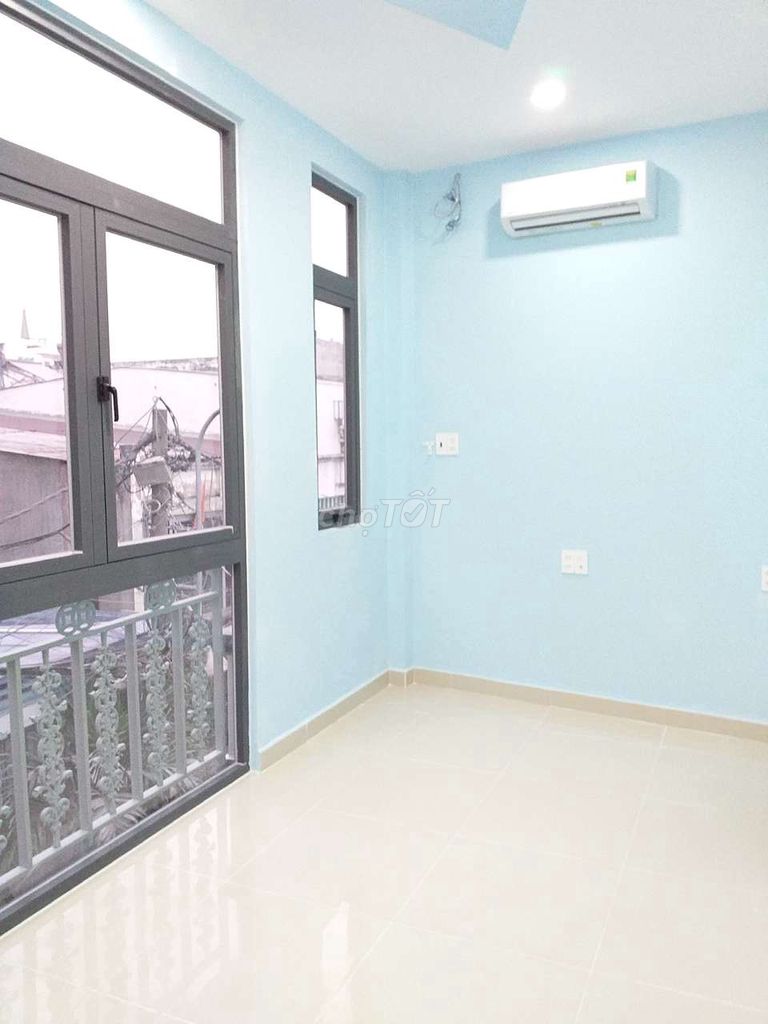 Rent house in the main alley.