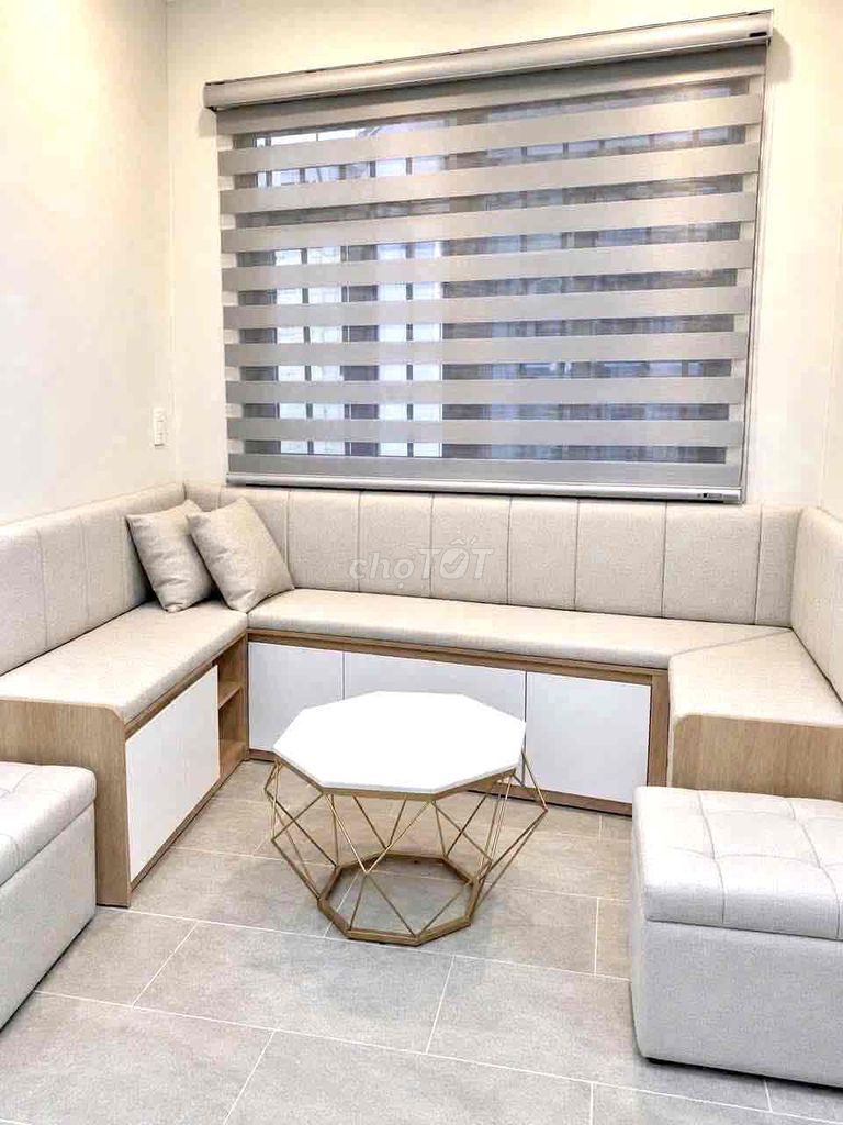 Rent two floors of Phan Xích Long, 1802 Phú Nhuận per month.