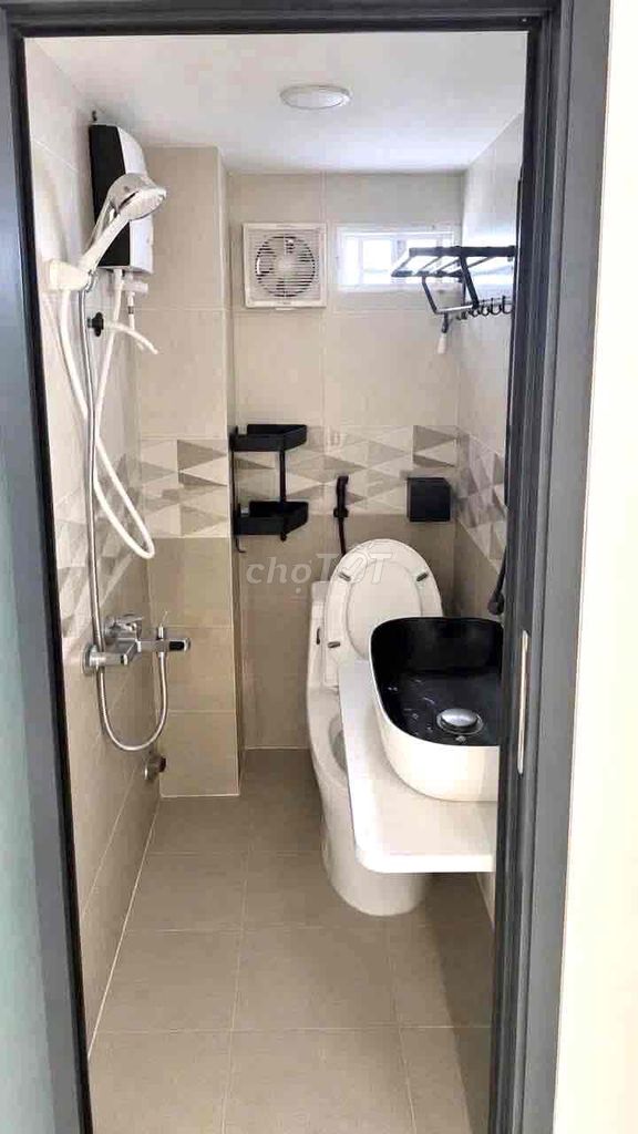 Rent two floors of Phan Xích Long, 1802 Phú Nhuận per month.