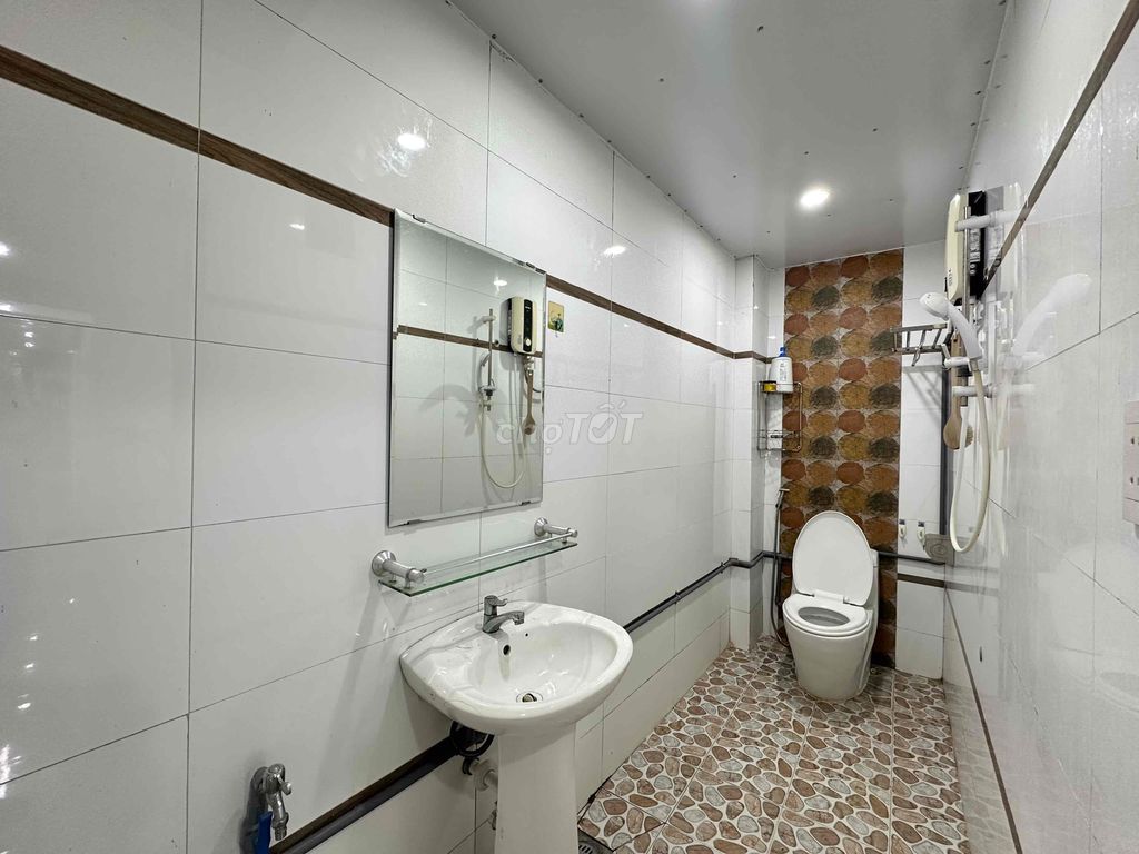 Rent house hxtBM Xô Viết Nghệ Tĩnh, 017, bt