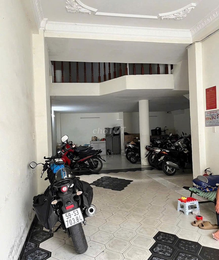 Let's rent Phan Xích Long Front House, 3rd District Phú Nhuận.