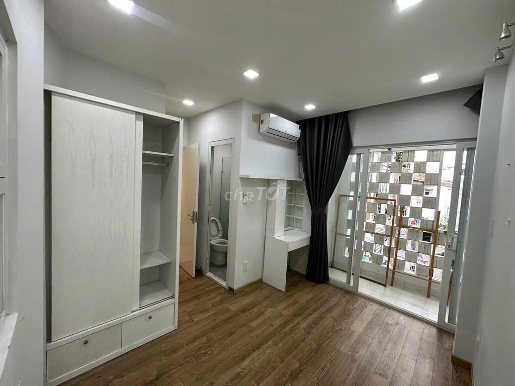 Rent Nguyễn Trọng Tuyển Alley, qpn - 3 bedrooms, 14 million