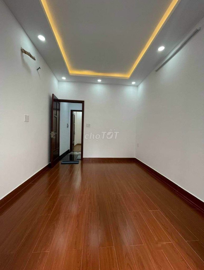 Rent a house of 1 209 BS. LMNTRIX, NORA 11, District 10.