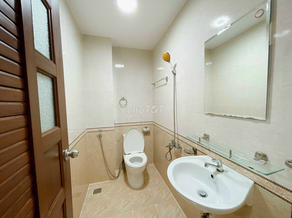 Rent a house of 1 209 BS. LMNTRIX, NORA 11, District 10.