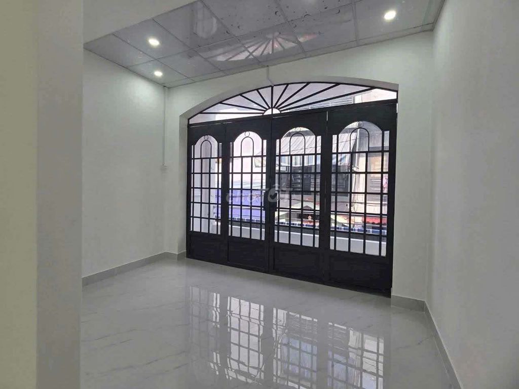 Home 1 car alley strategy 4 x11 M cost 7.5 million
