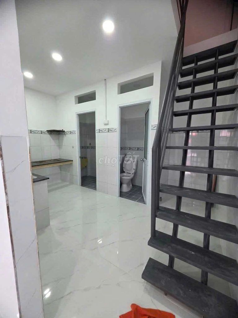 Home 1 car alley strategy 4 x11 M cost 7.5 million