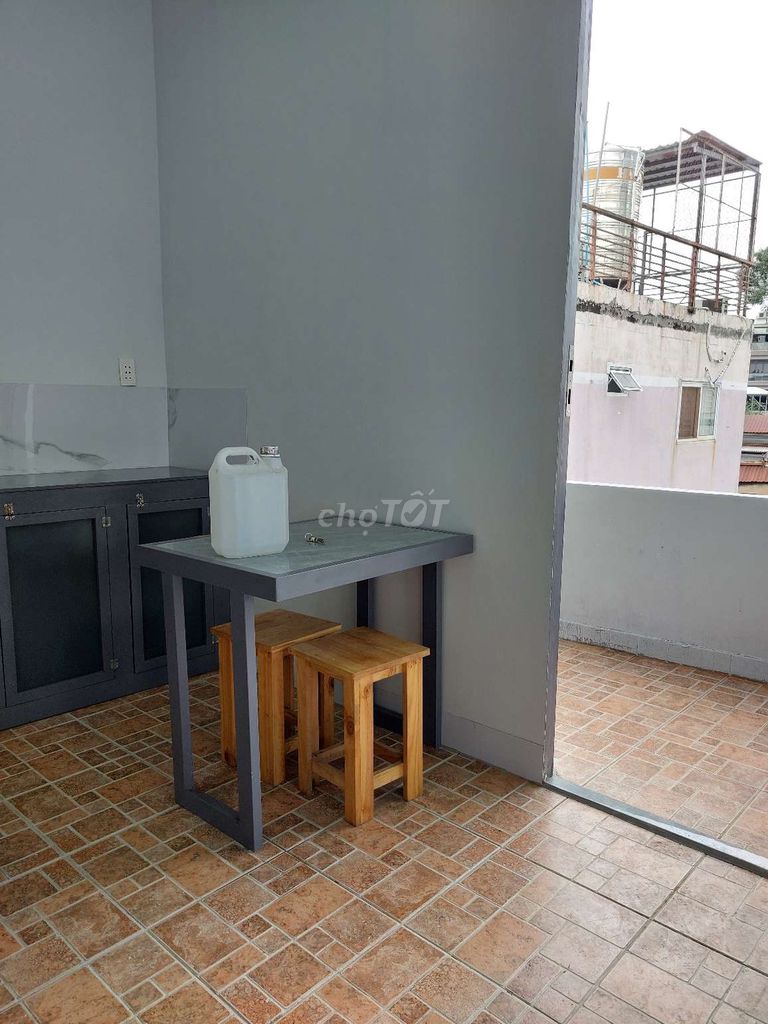 apartment 30 meters 2: 5.5 trieu- 77/22 TNgô Gia Tự, 1802 2, District 10