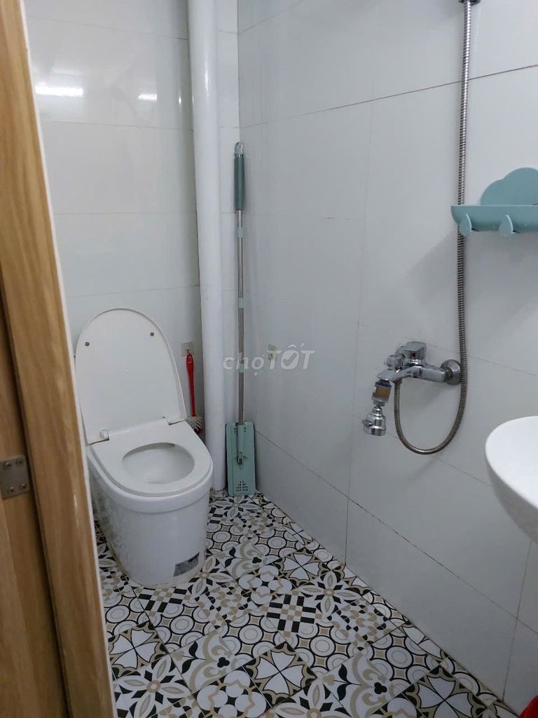 Nice room 40 meters 2: 5 trieu - 611/55 B. P.C., 1801 1, District 3