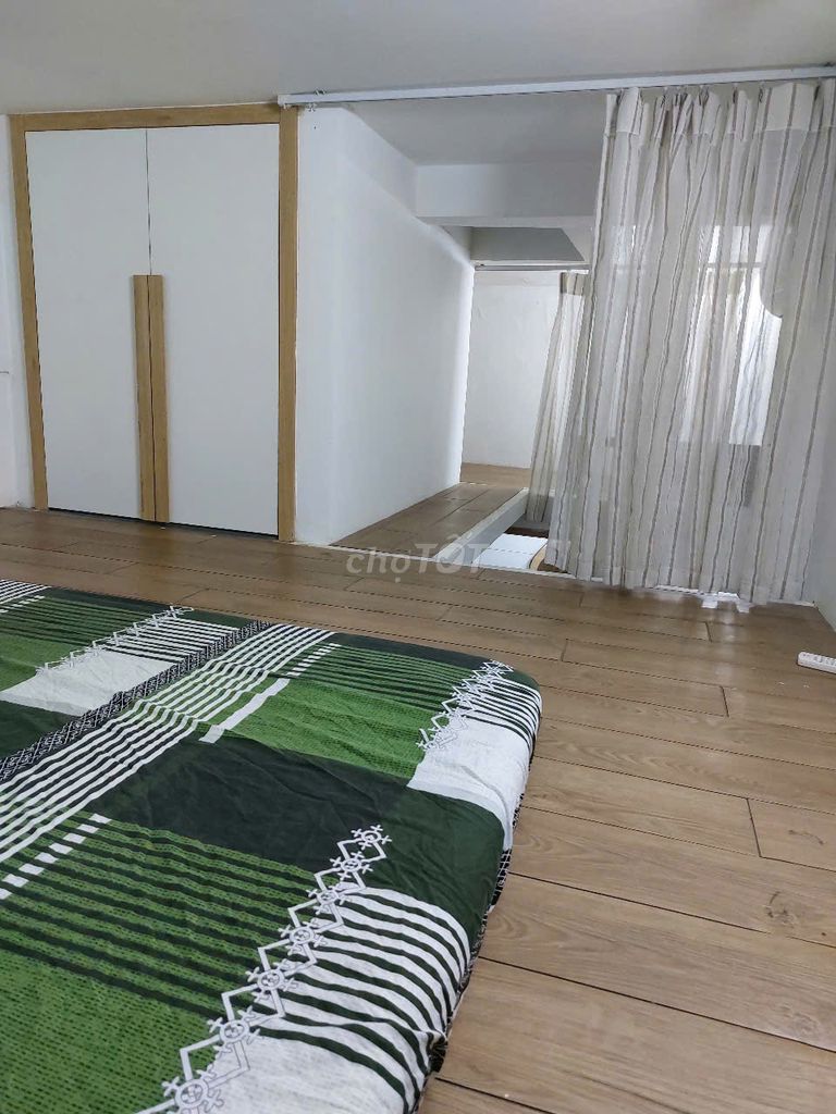 Nice room 40 meters 2: 5 trieu - 611/55 B. P.C., 1801 1, District 3