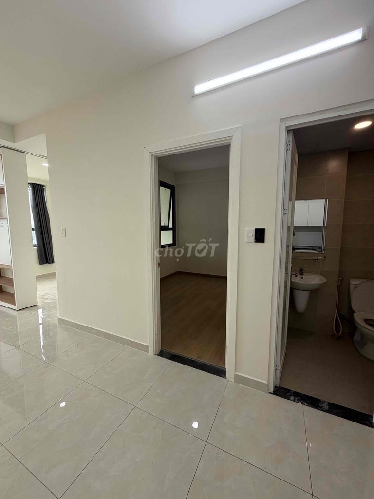Rent two bedrooms with air conditioning 6 million a month Sài Gòn Intela