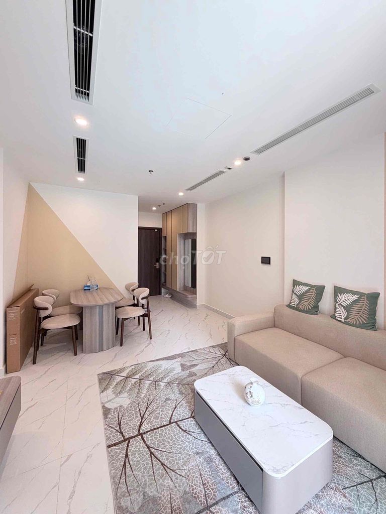 Rent a suite for the homerooms of the 9th county for only 4 million.