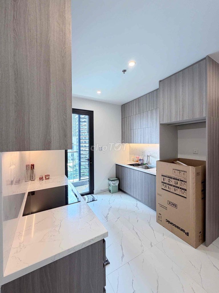 Rent a suite for the homerooms of the 9th county for only 4 million.
