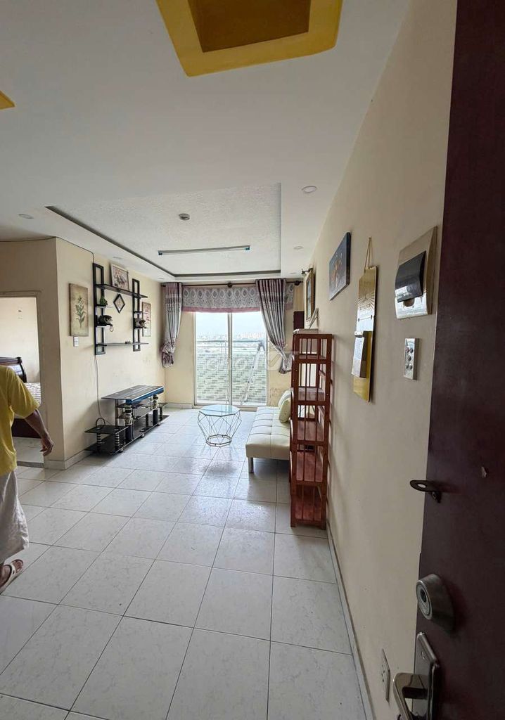 renting apartment apartment four.