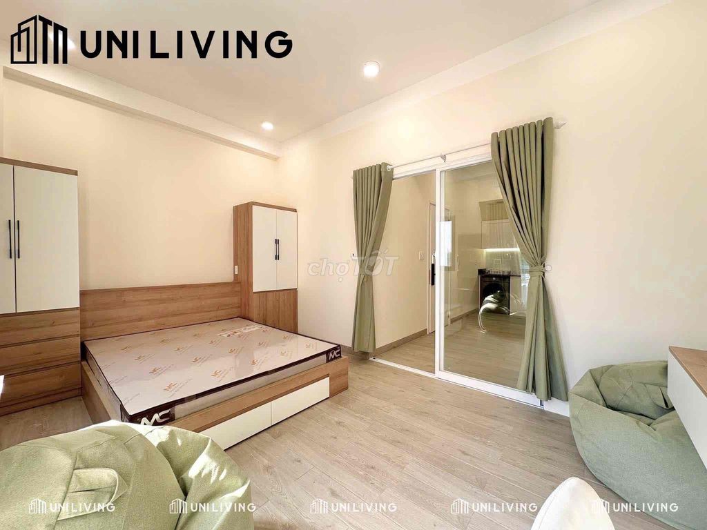 One bedroom with a balcony at 45 meters wide, full of elevator interiors right in the Big C District 10.