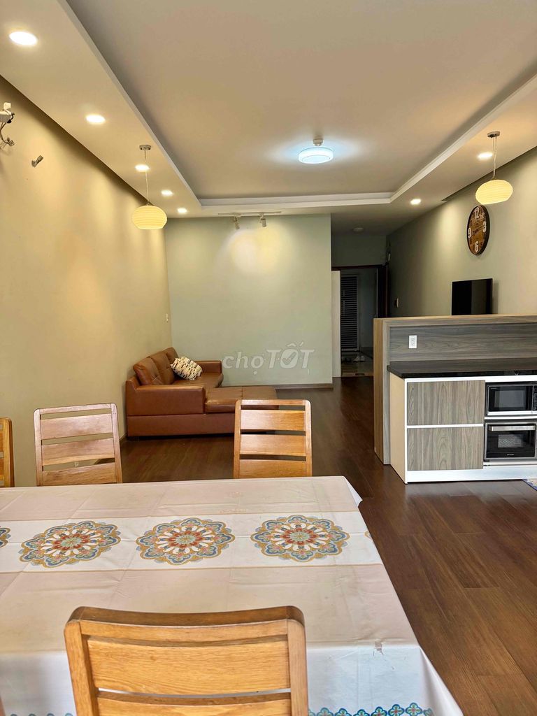 Rent apartment belleza District 7-124 M2,3 bedrooms, 2 plusbancol view river phl,Full interior 15 T