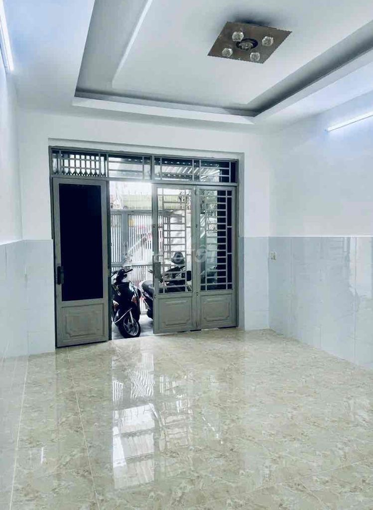 New house, area 14 meters wide, open yard 1st Land 1 L 2 P. sleep + P. do vie