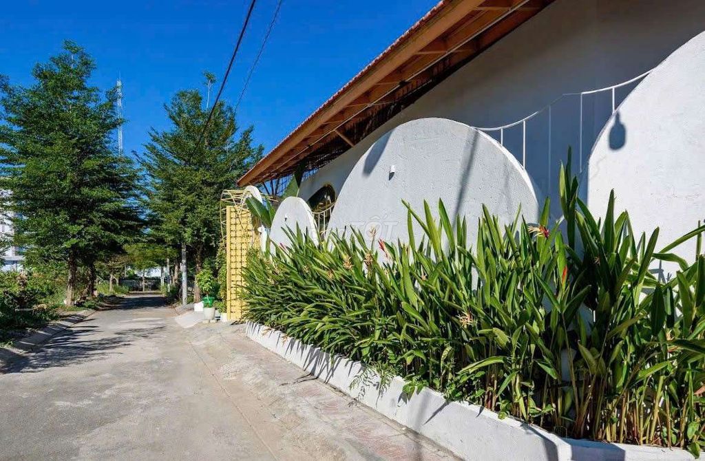 Rent two bedrooms, truck 80 M2 next to children's homes like homehands.