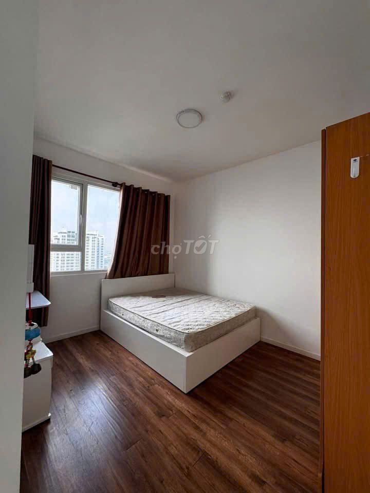 Hong Kong Hong Kong City 3 p sleeps 11 million a month