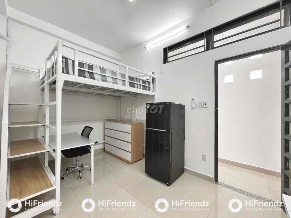2 bedrooms, private toilets, full interiors, balconys — five percent of the rent