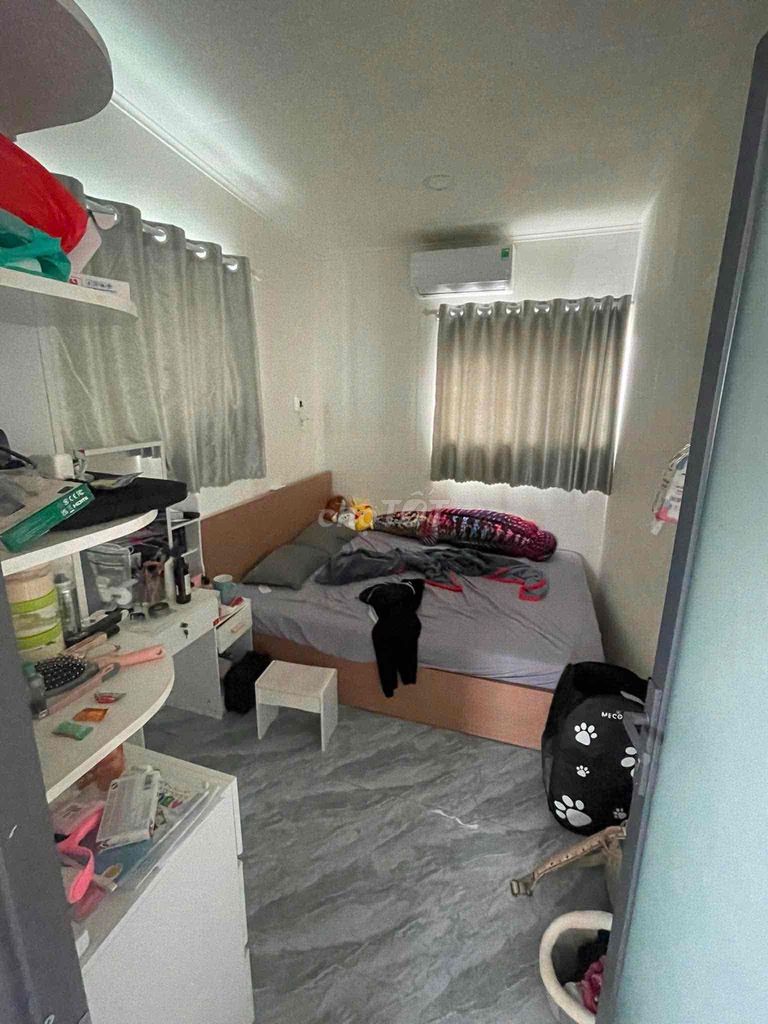 We need two new bedrooms at two months near the elevator.