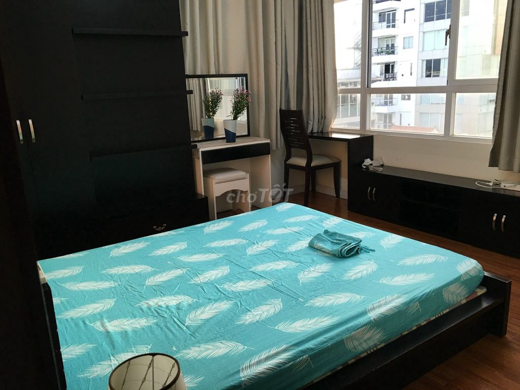 Rent Cộng Hòa Plaza--70 M2 (2 bedroom - 2 bathroom) - nice new house, 12 million