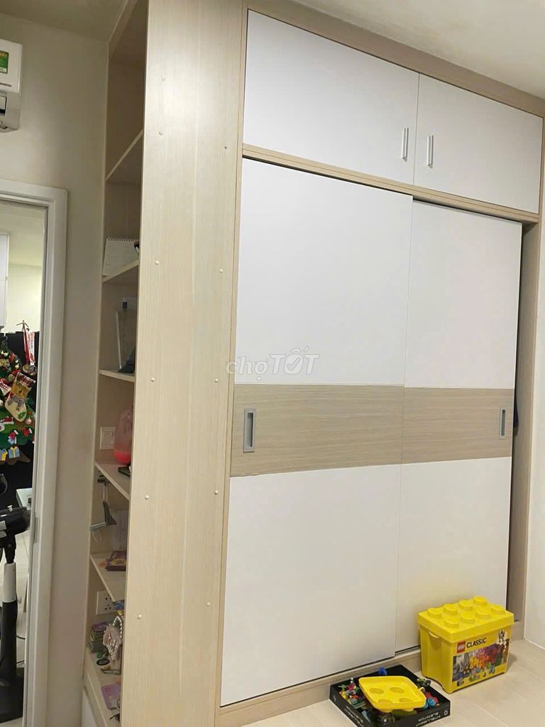 For 11 million a month- 3 p sleeping- There's a C/7-16 interior,