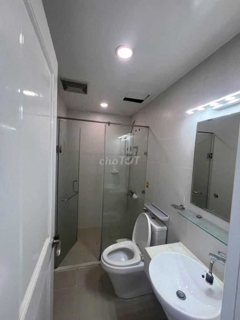 Cộng Hòa Plaza-141 Cộng Hòa apartment 3 p sleeps at 12 million a month
