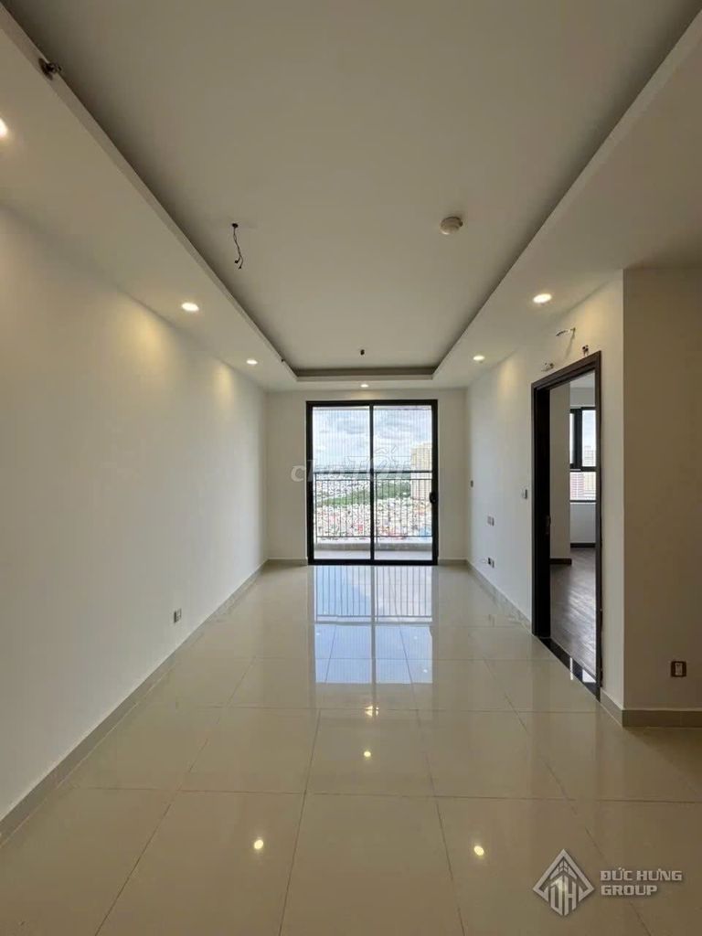Rent two bedrooms - empty house/ntcb - bargains, plus postal presents.