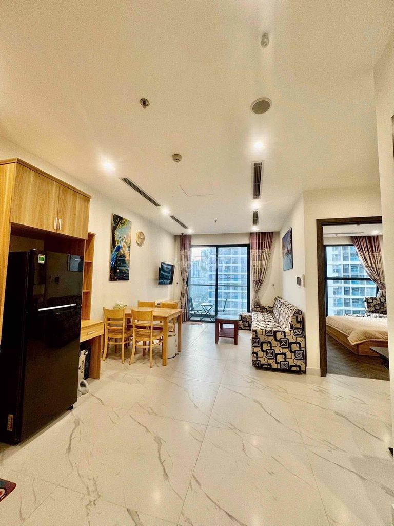 Rent The Beverly - Vinhomes Grand Park senior apartment.